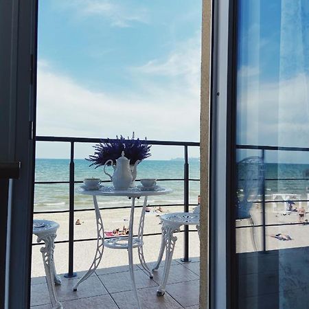 Hotel Tsvetok Odessa Exterior foto
