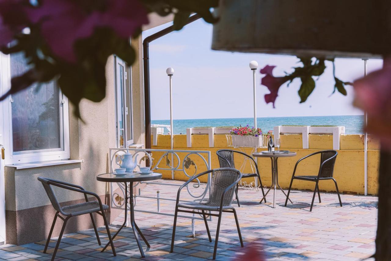 Hotel Tsvetok Odessa Exterior foto