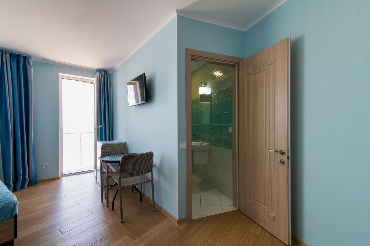 Hotel Tsvetok Odessa Exterior foto